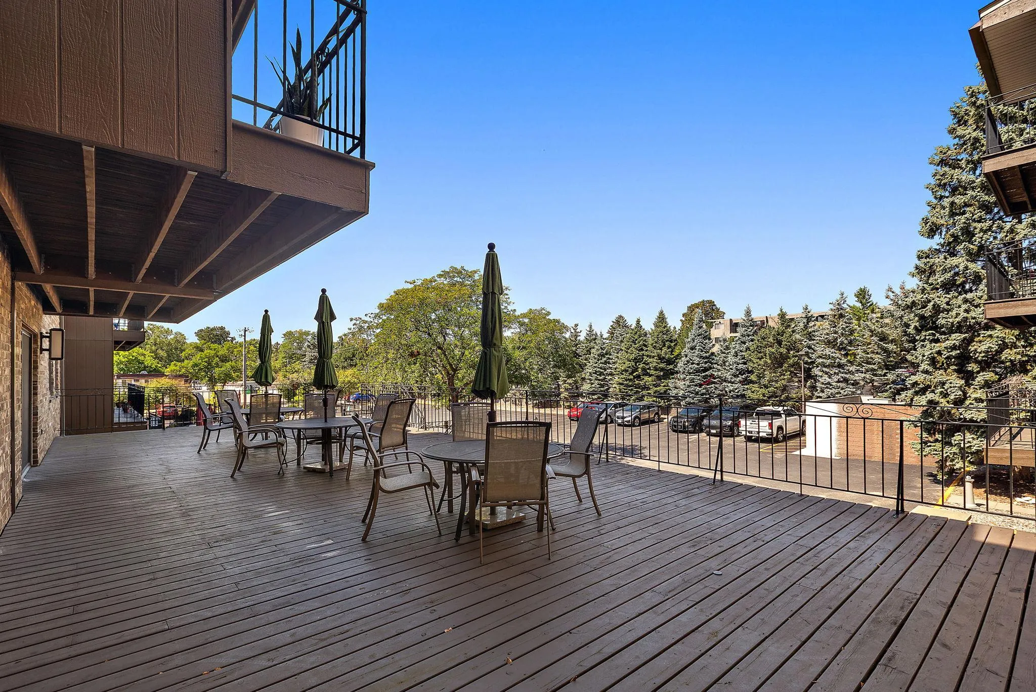 Photo 14 of 4100 Parklawn Avenue Unit 109