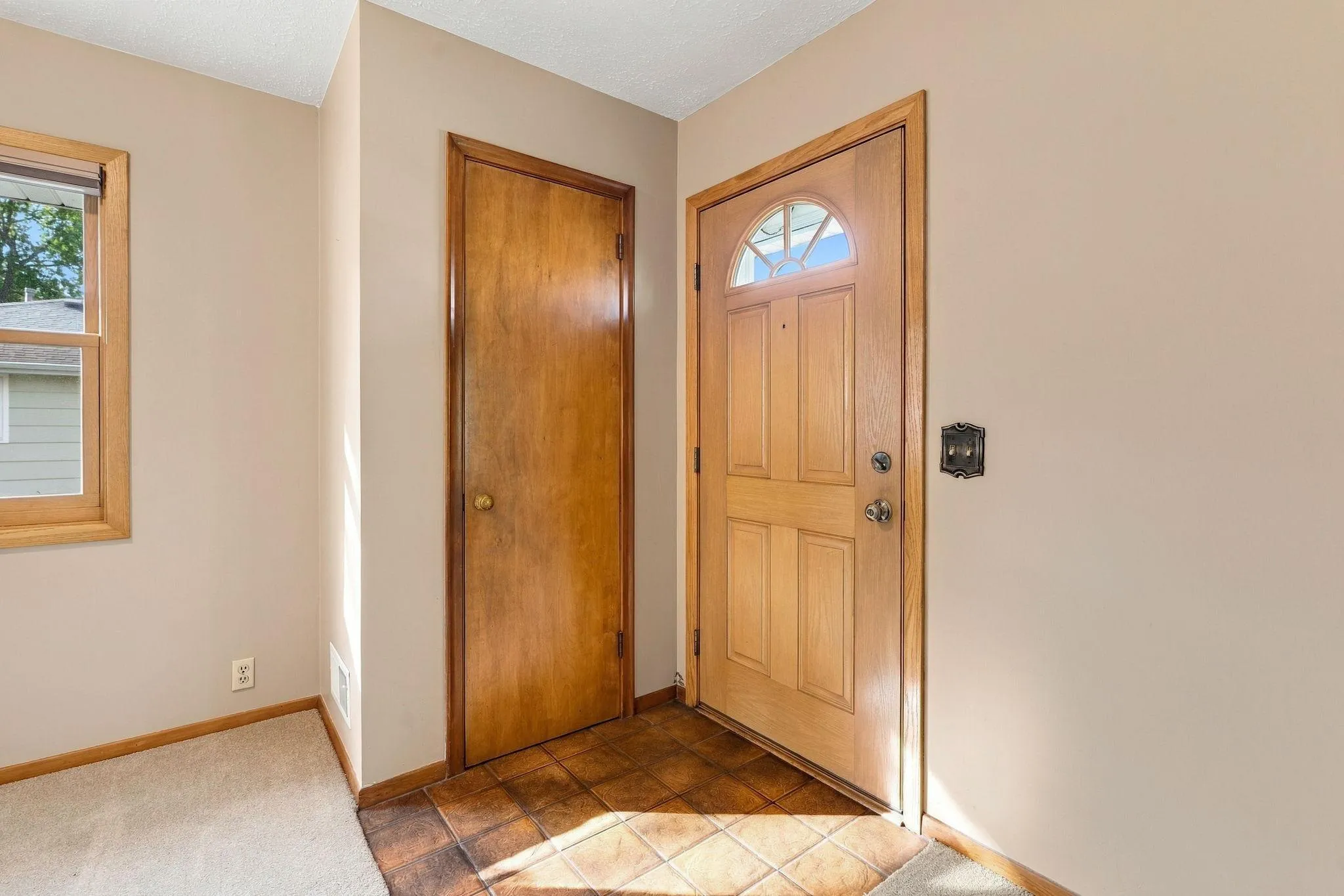 Photo 6 of 9025 10th S Avenue