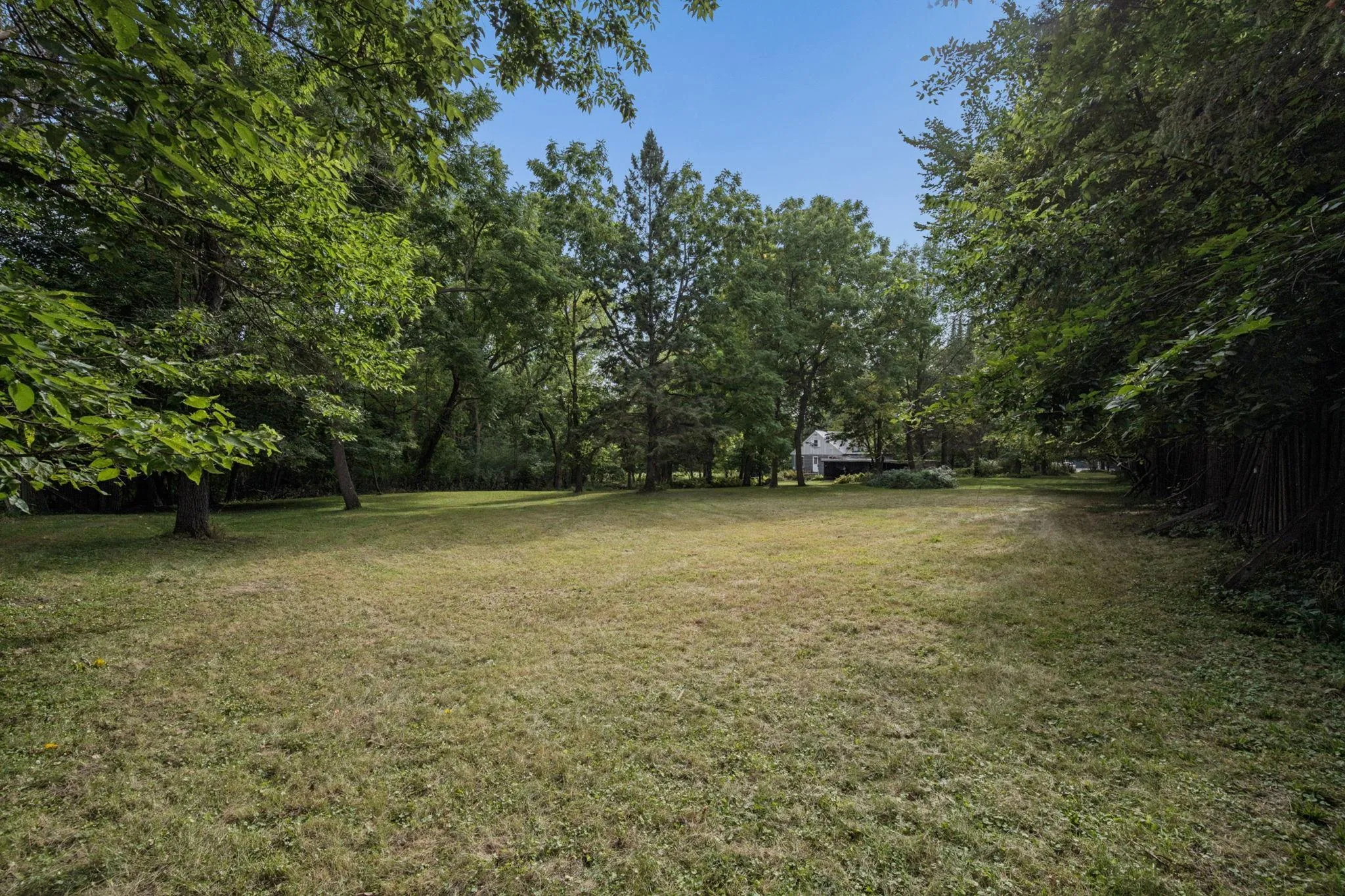 Photo 36 of 26750 Smithtown