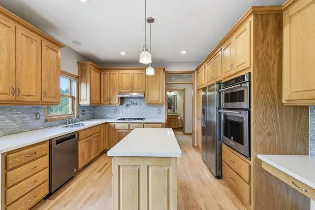 Photo 11 of 834 Prairie Meadows Drive
