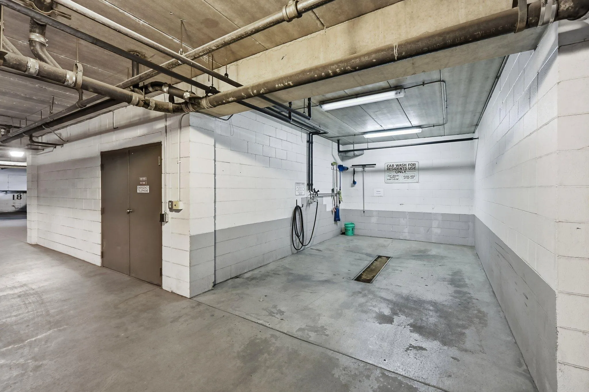 Photo 28 of 999 41st Ne Avenue Unit 210
