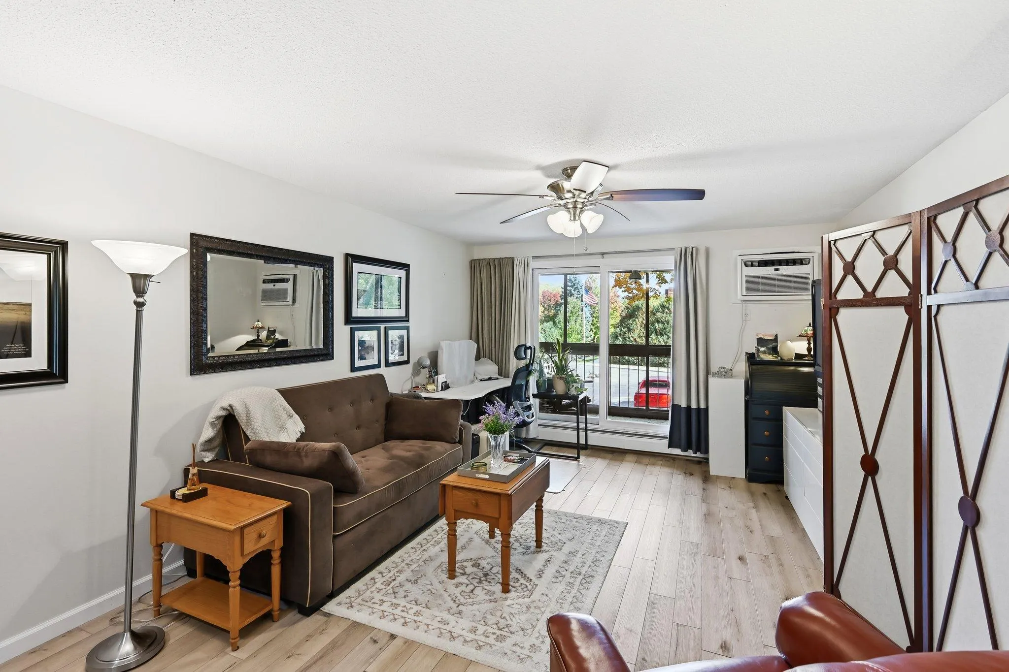 Photo 9 of 999 41st Ne Avenue Unit 210