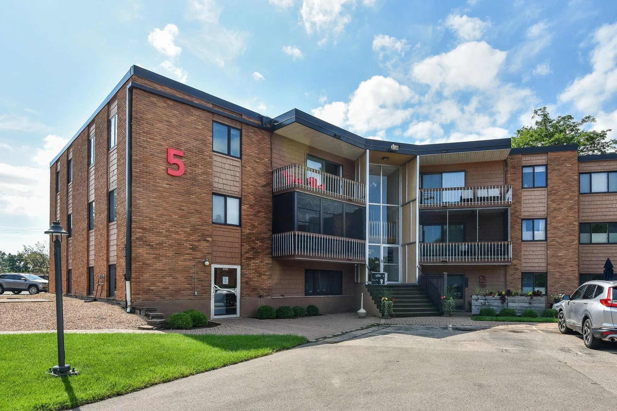 Photo 41 of 5440 Three Points Boulevard Unit 536