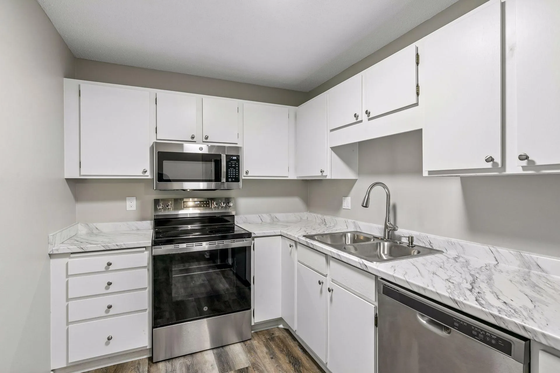 Photo 9 of 7600 157th W Street Unit 205