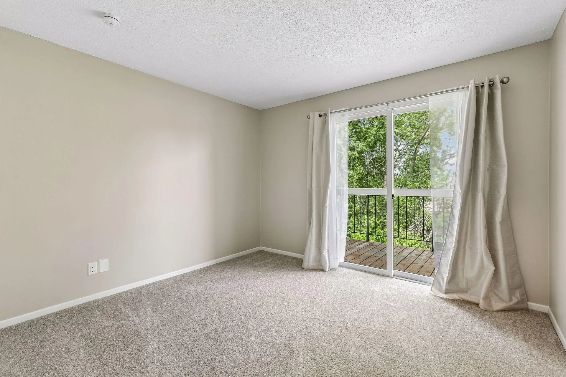 Photo 13 of 7600 157th W Street Unit 205