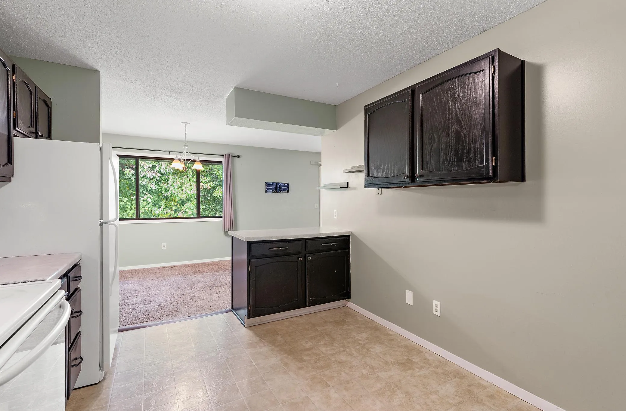 Photo 12 of 408 Pleasant Drive