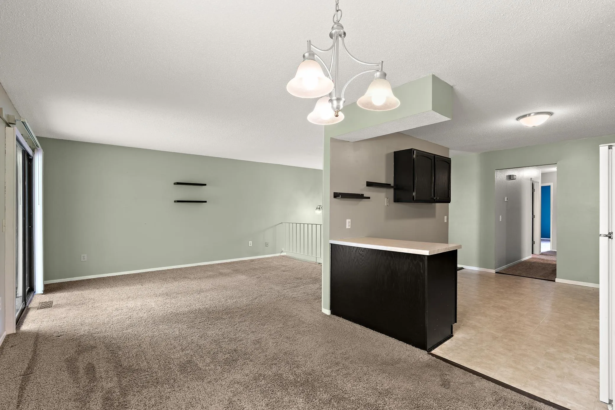 Photo 9 of 408 Pleasant Drive