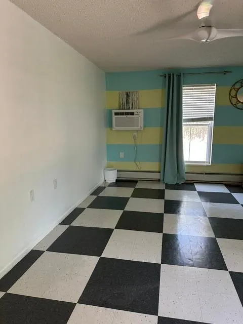 Photo 36 of 3232 Fremont N Avenue Unit 109