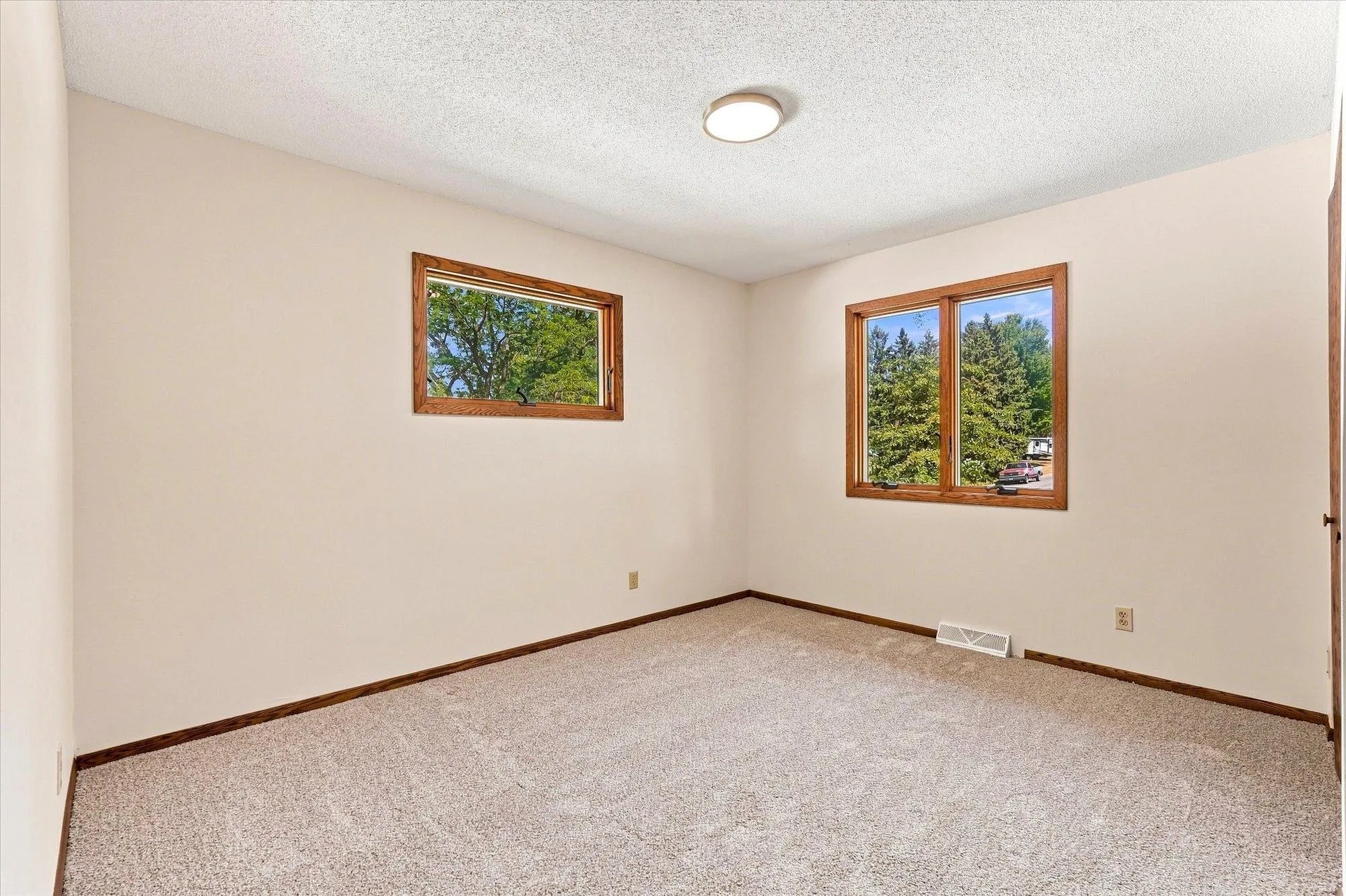Photo 15 of 1339 Oak Street