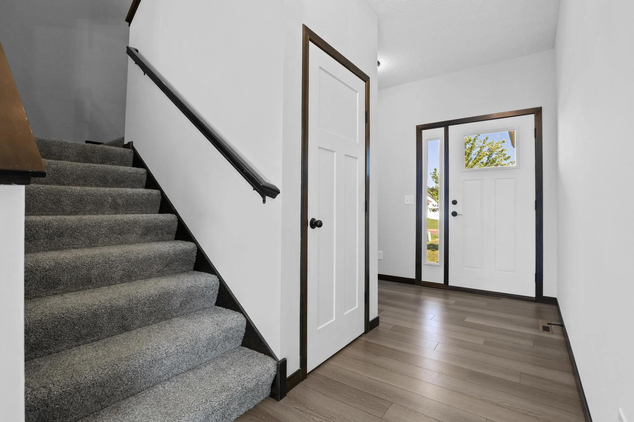 Photo 4 of 1024 Bellaire Nw Boulevard