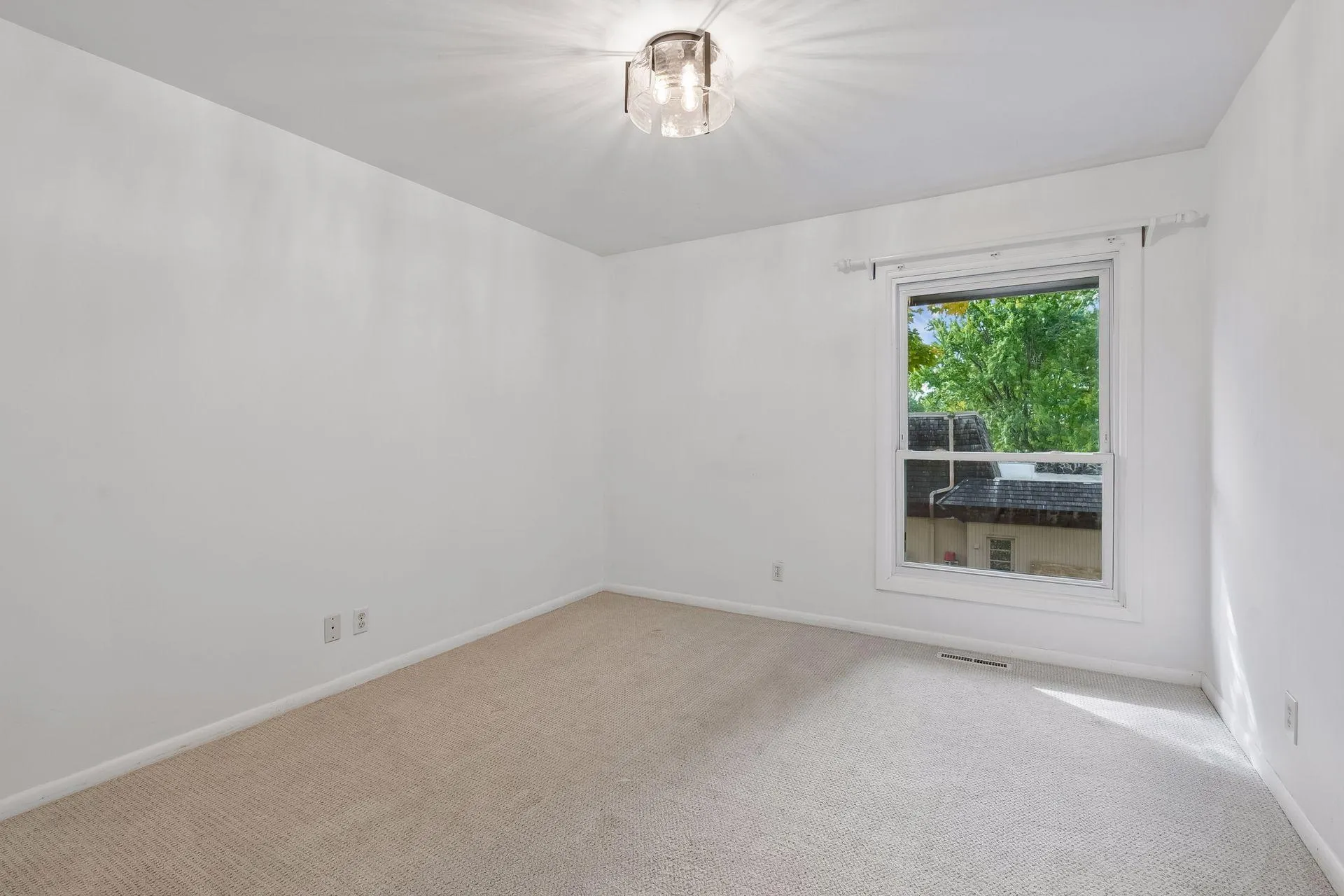 Photo 42 of 7101 Mark Terrace Drive