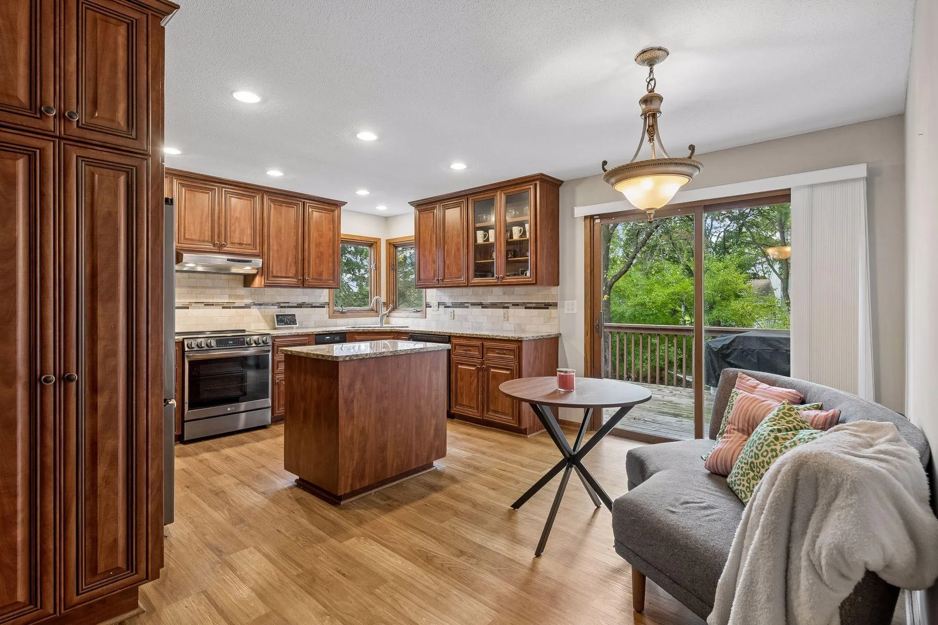 Photo 16 of 6401 Timber Ridge