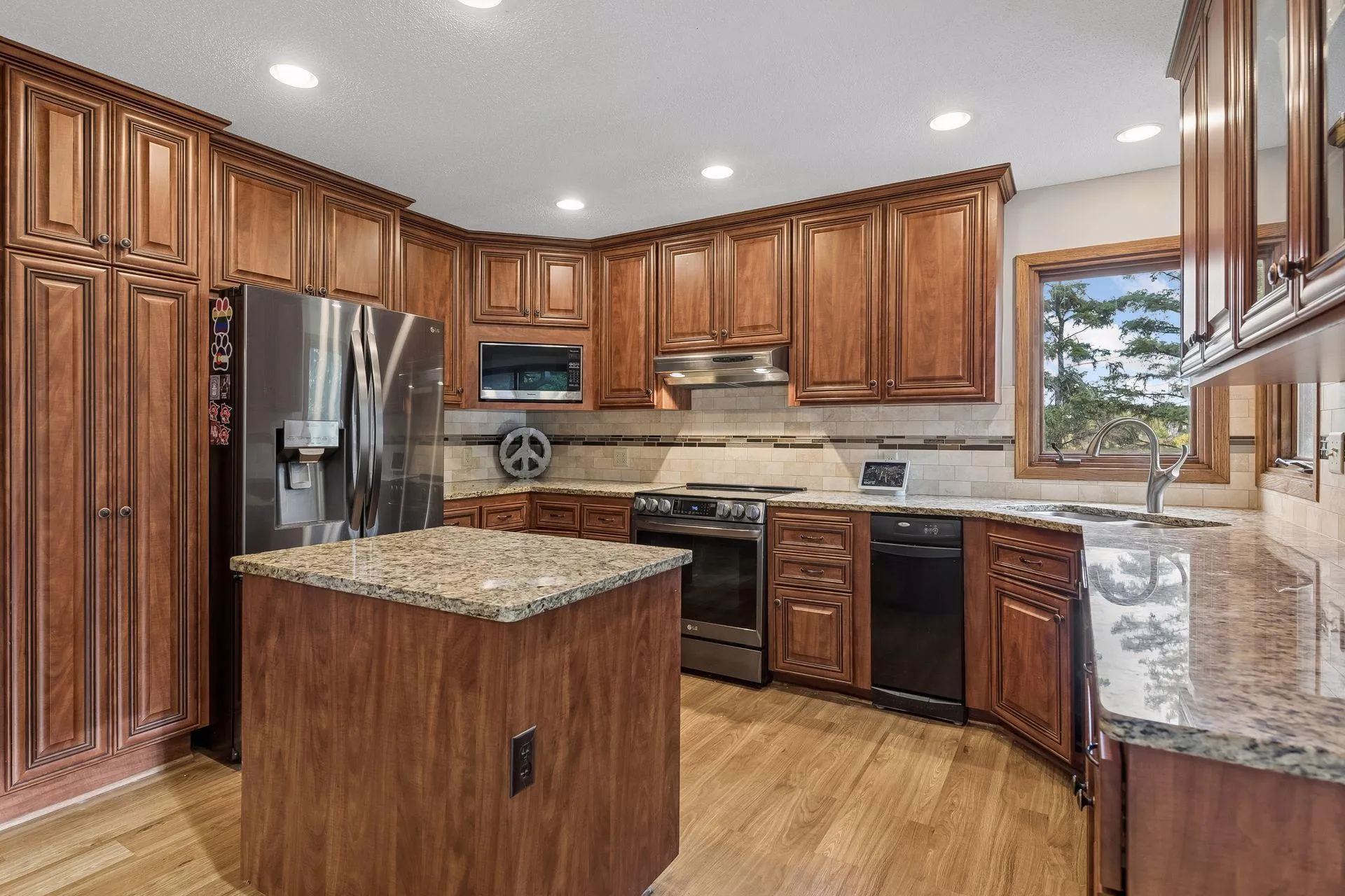 Photo 18 of 6401 Timber Ridge