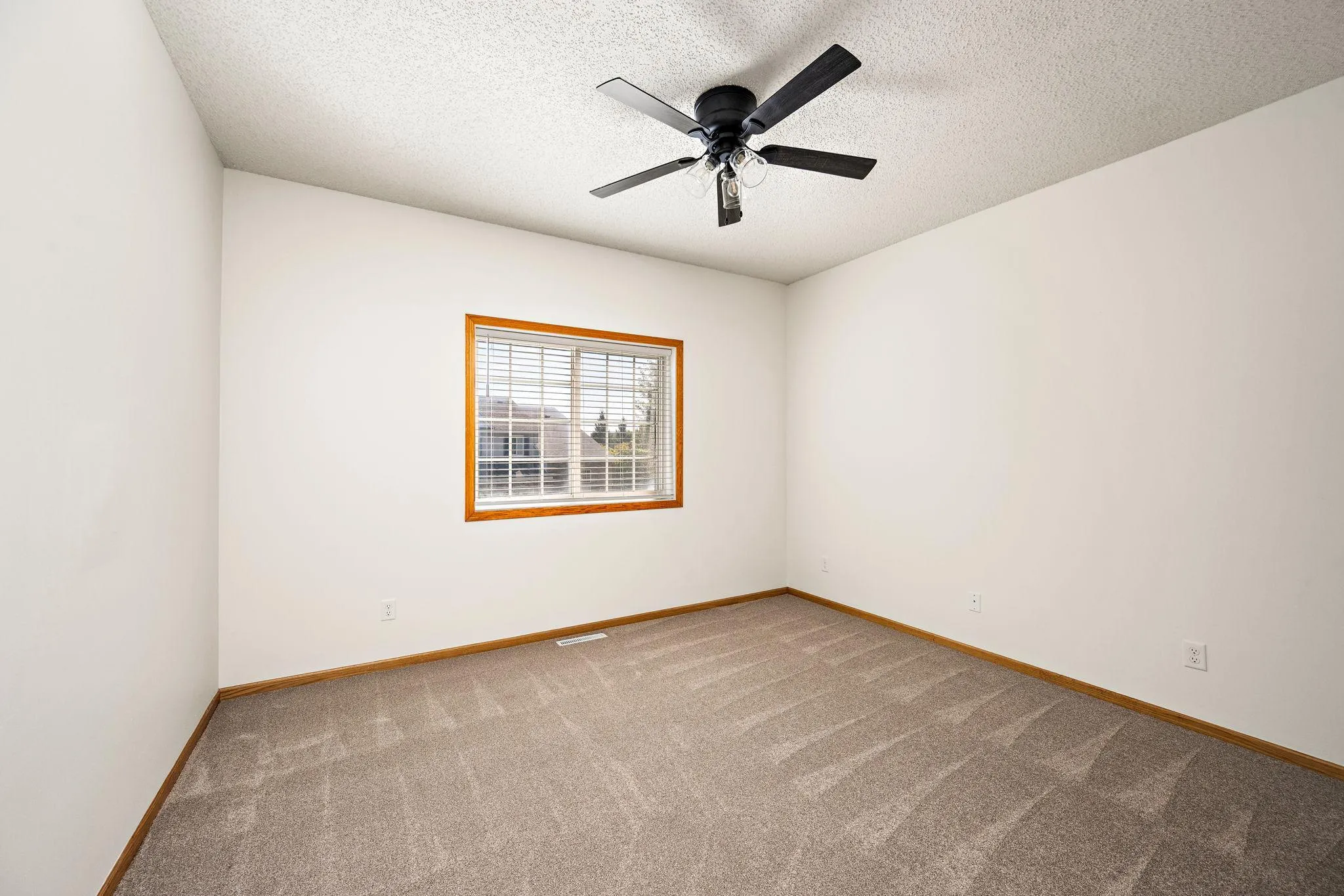 Photo 14 of 18275 Kerrville Trail Unit 402