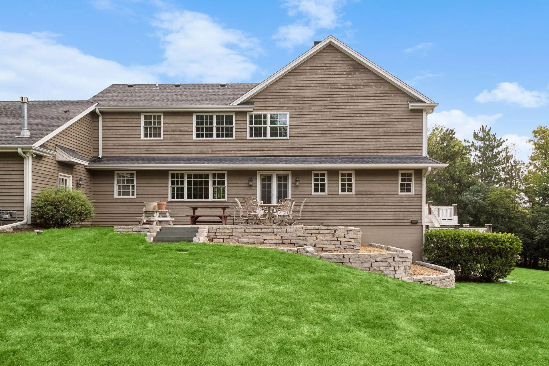 Photo 37 of 2350 Longview Circle