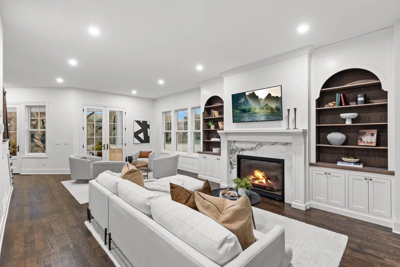 Photo 9 of 4717 Meadow Road