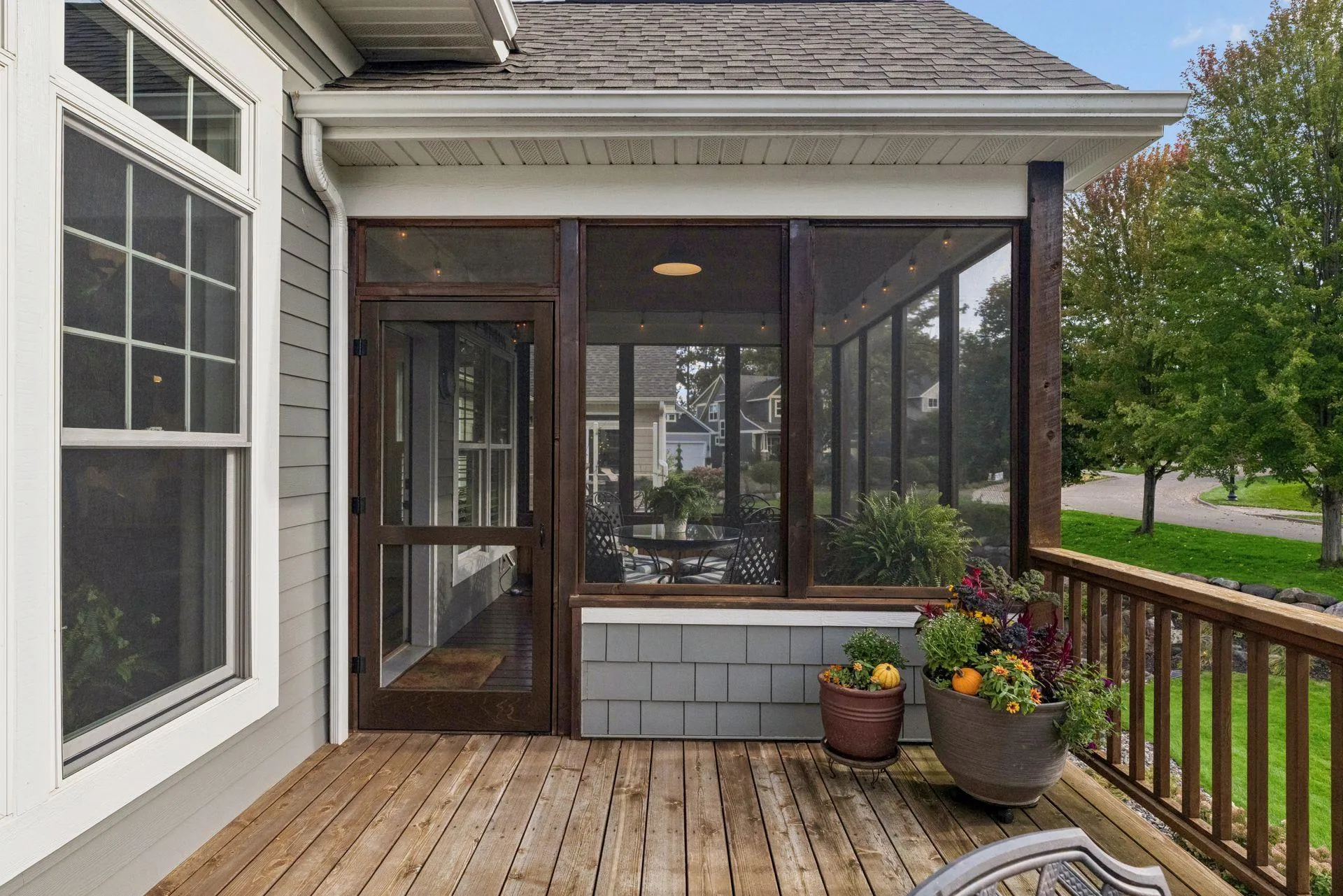 Photo 15 of 3726 Planting Green