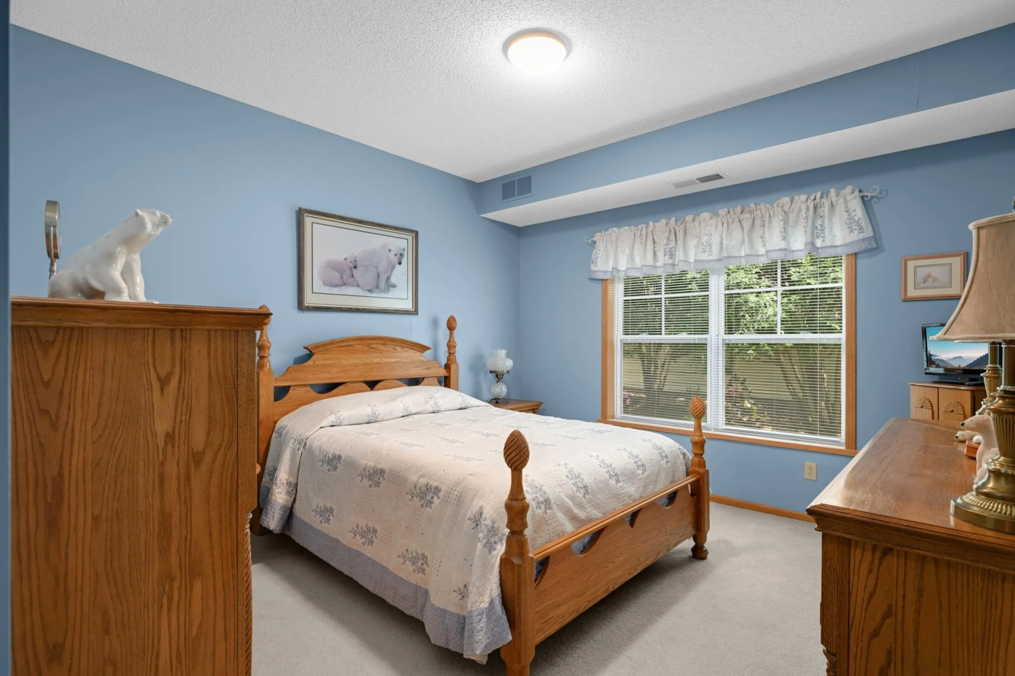 Photo 11 of 5650 Boone N Avenue Unit 116