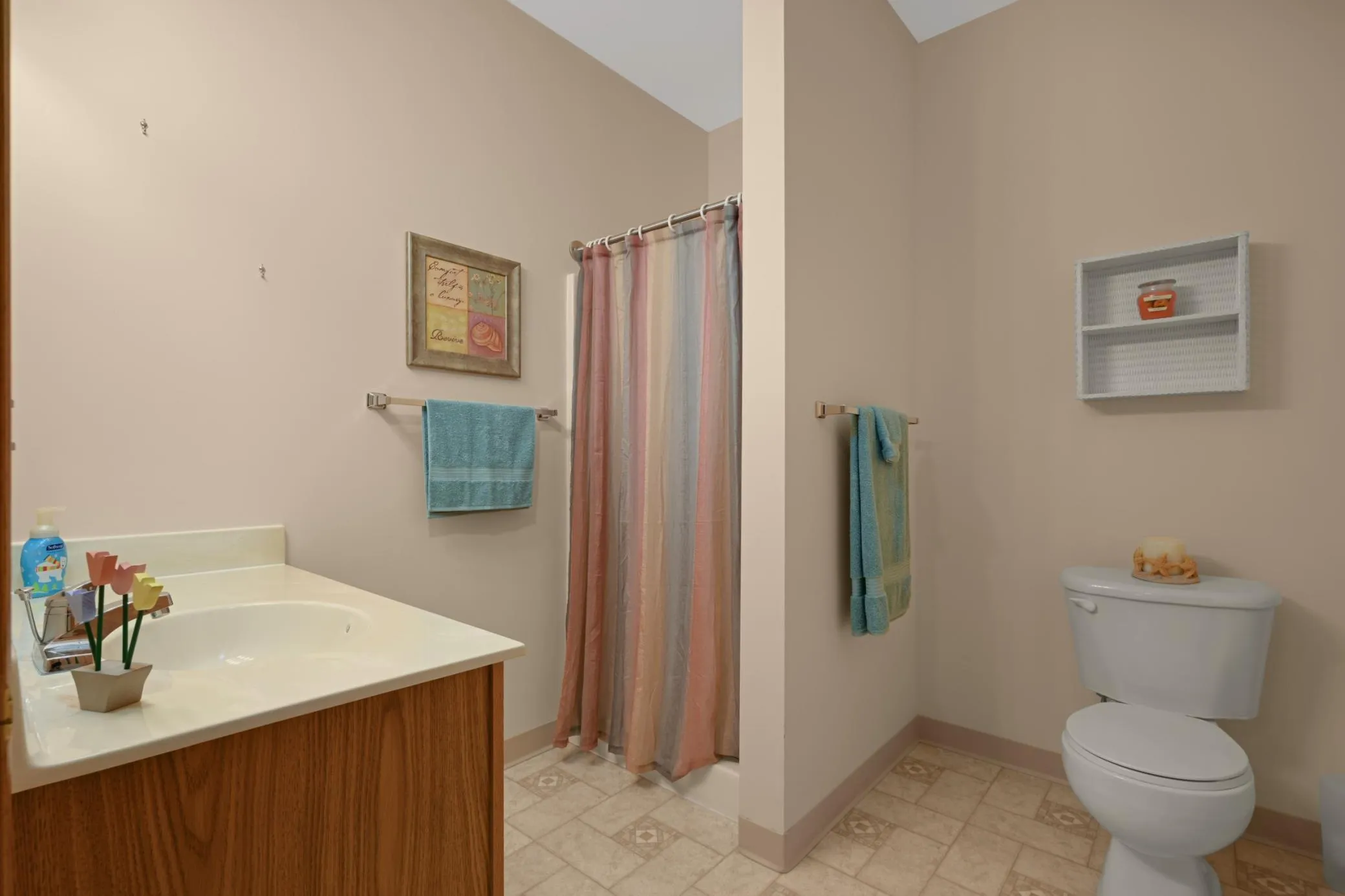 Photo 14 of 5650 Boone N Avenue Unit 116