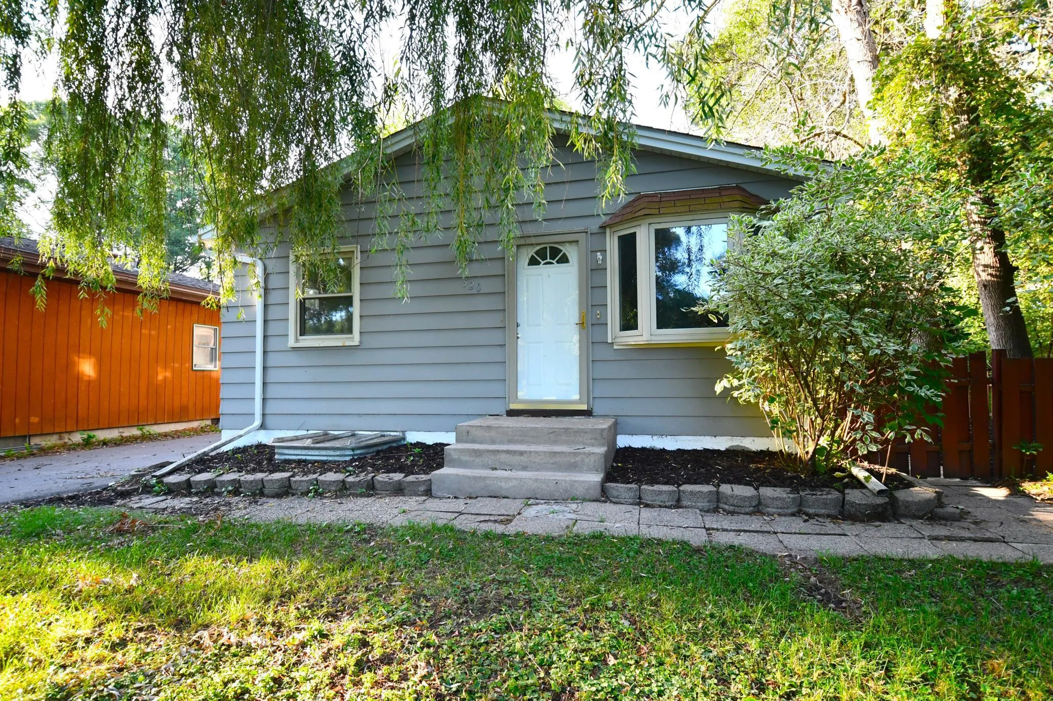 Photo 53 of 520 10th Se Avenue