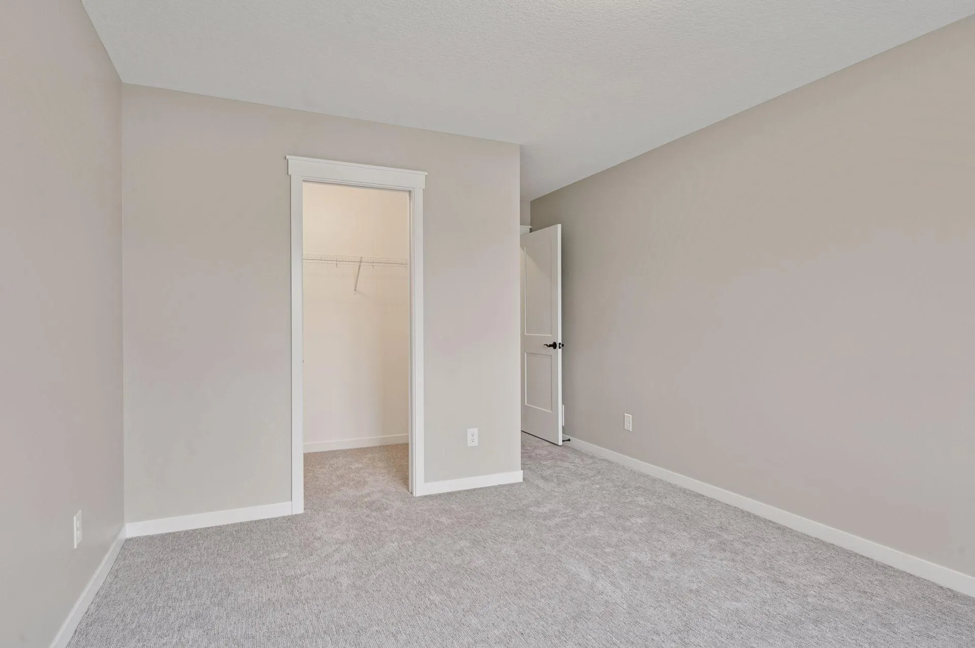 Photo 48 of 18022 Urbank Ne Street