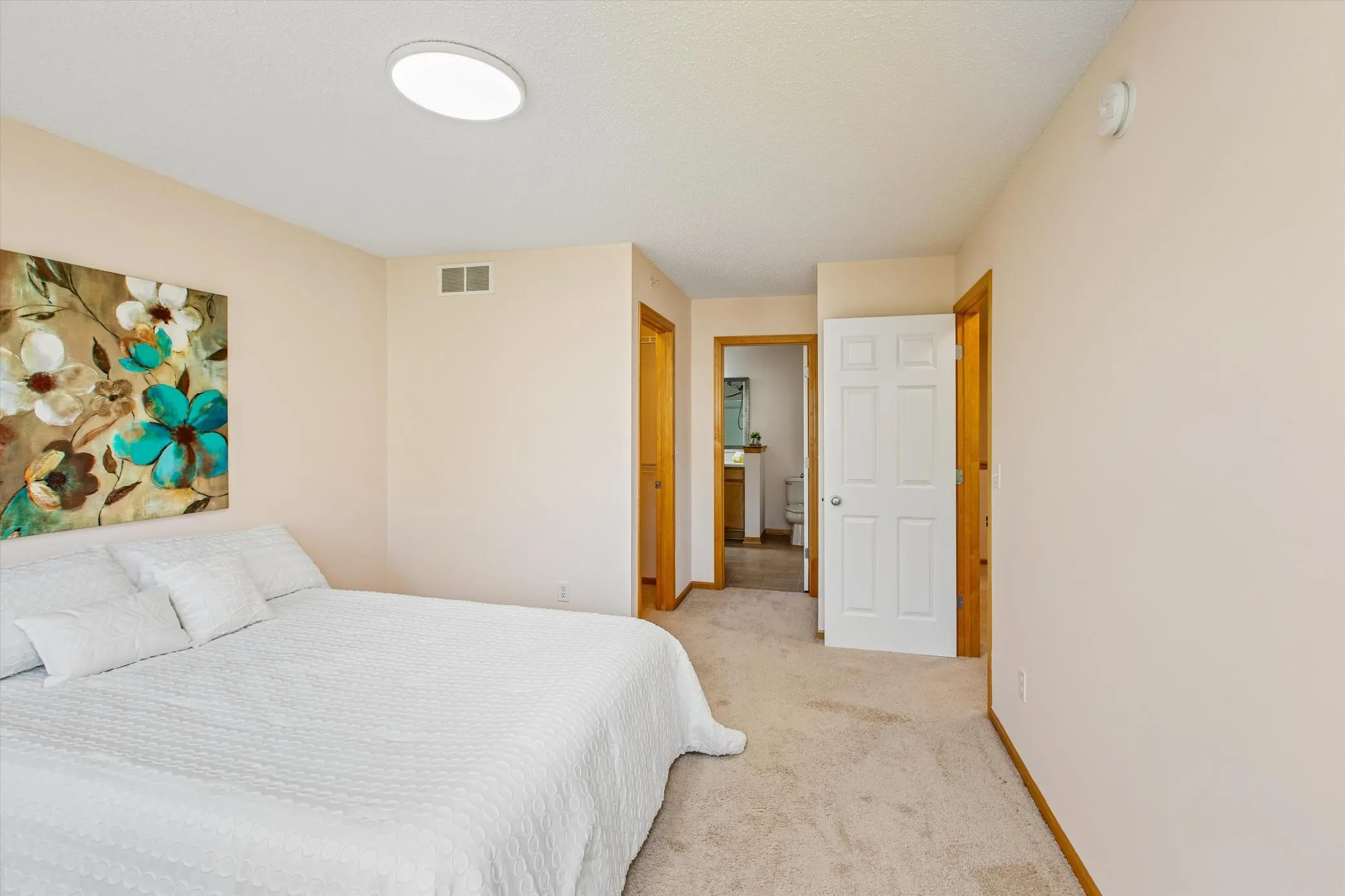 Photo 12 of 7531 Southridge Court