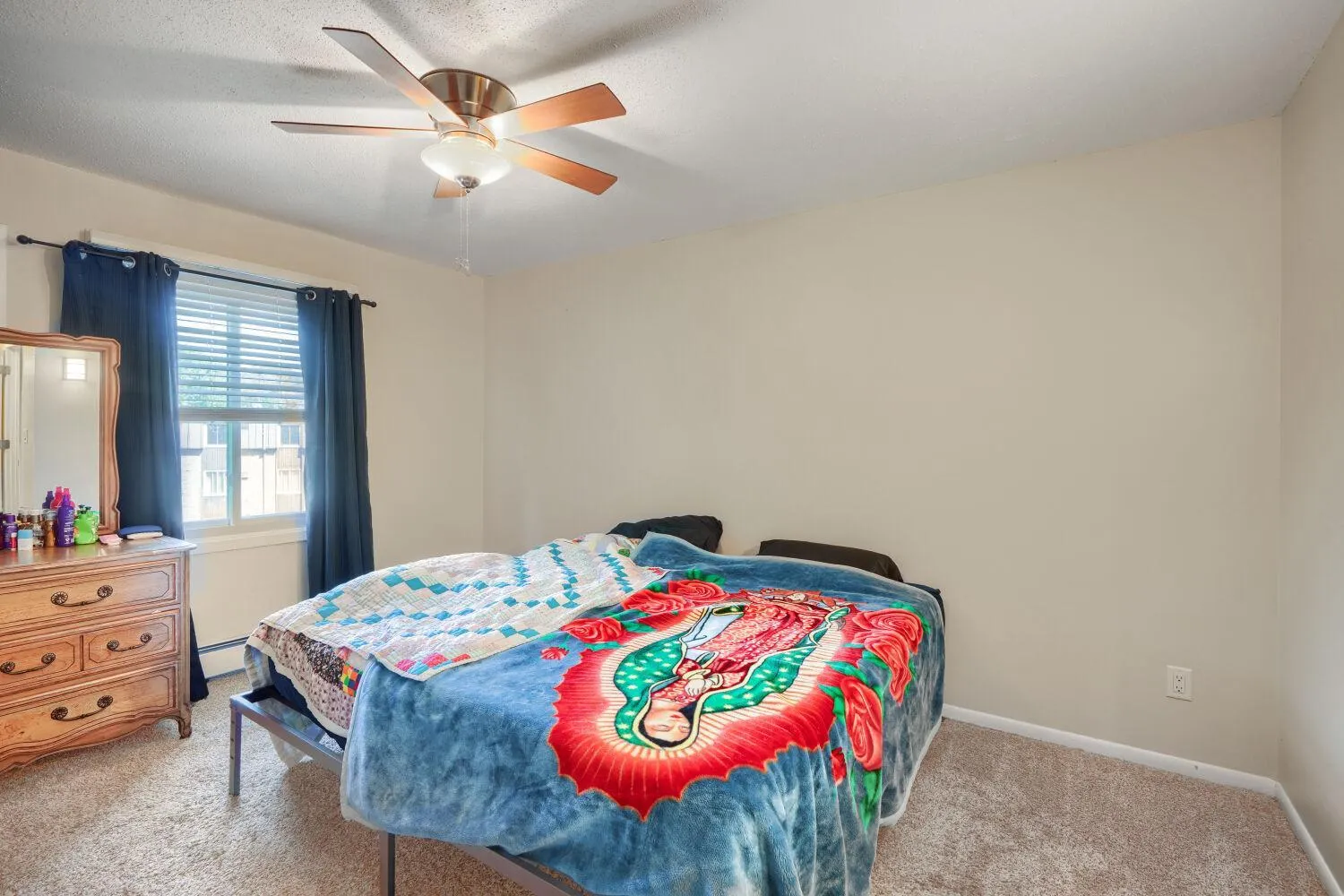 Photo 11 of 4201 Lakeside N Avenue Unit 302