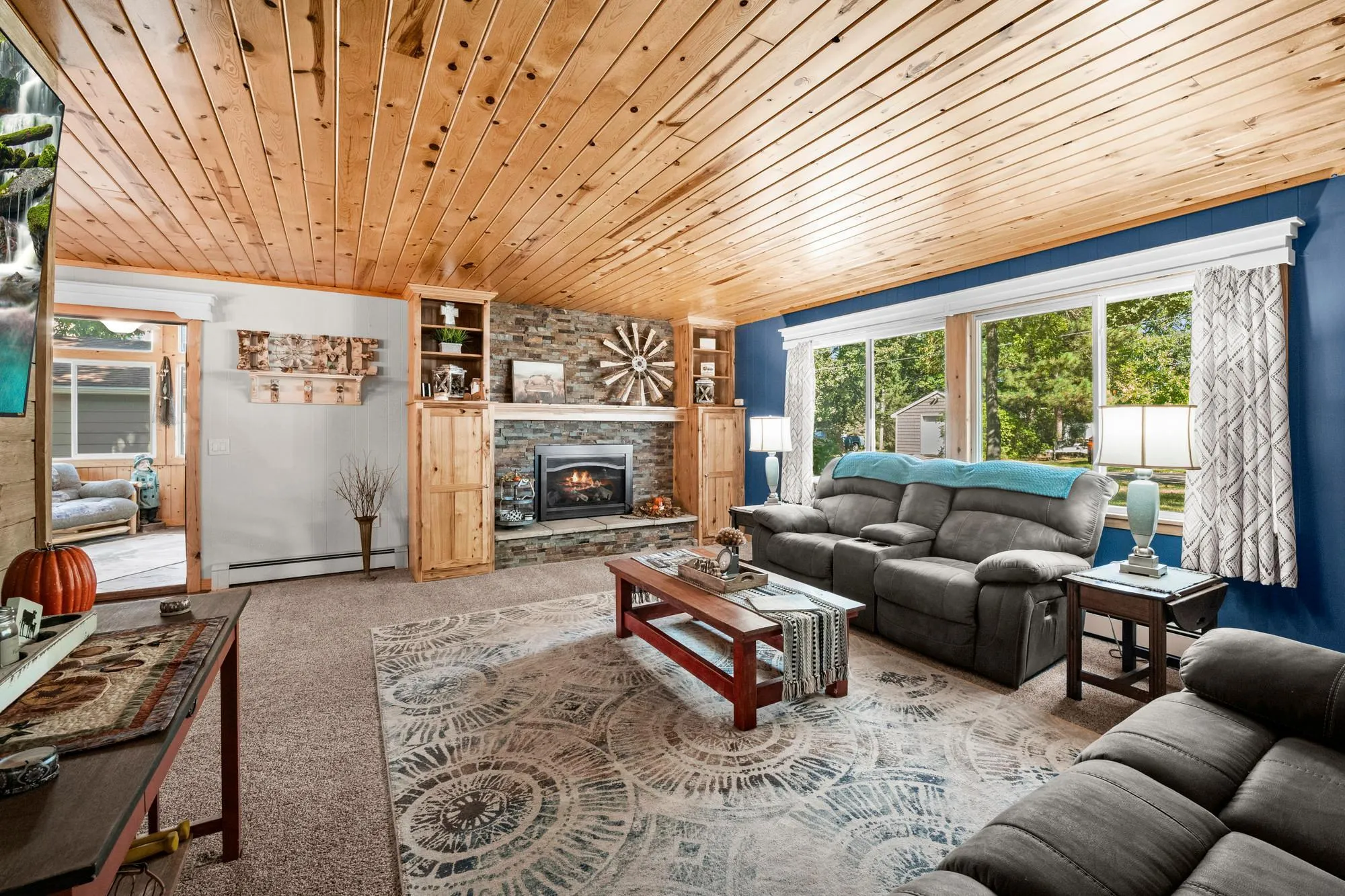Photo 9 of 5590 108th Avenue