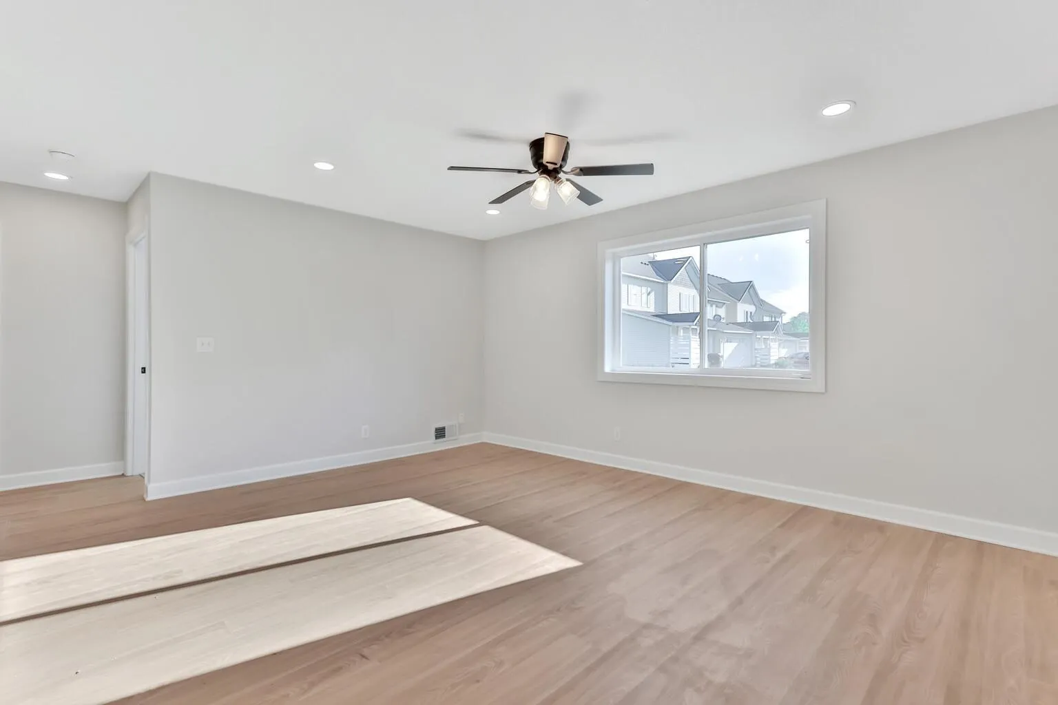 Photo 9 of 13991 60th Street N Court Unit 306