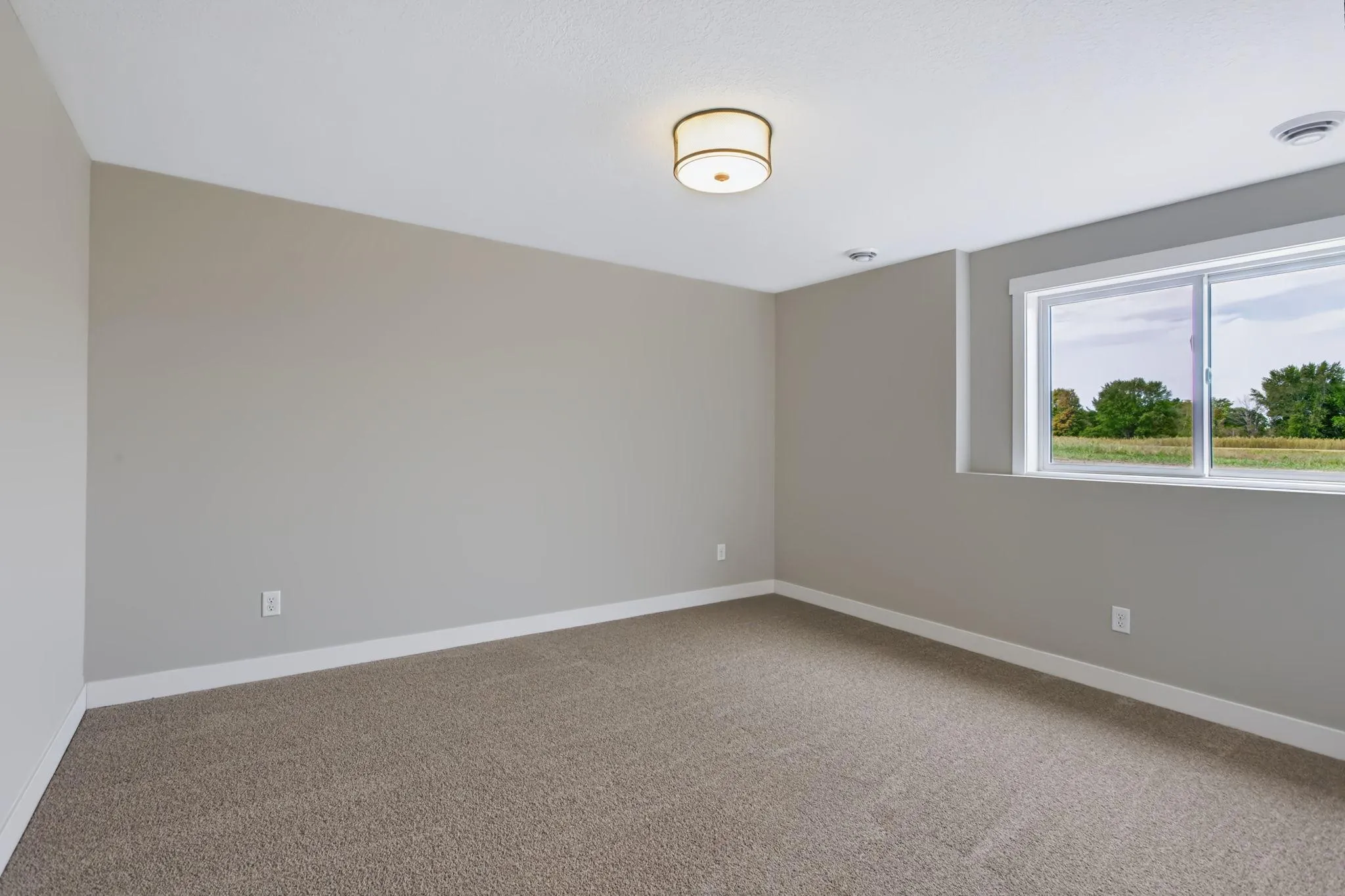 Photo 21 of 491 Elbert Drive