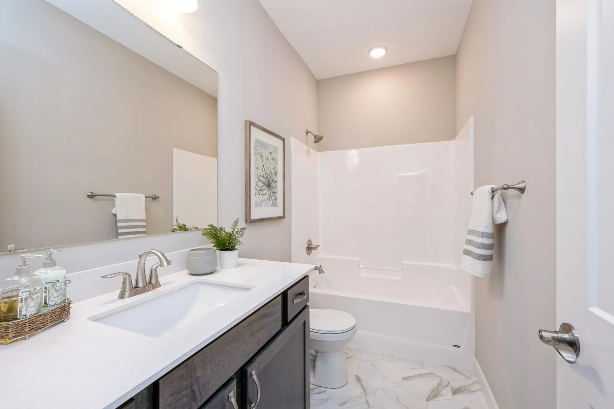 Photo 11 of 7803 Bridgewater Court