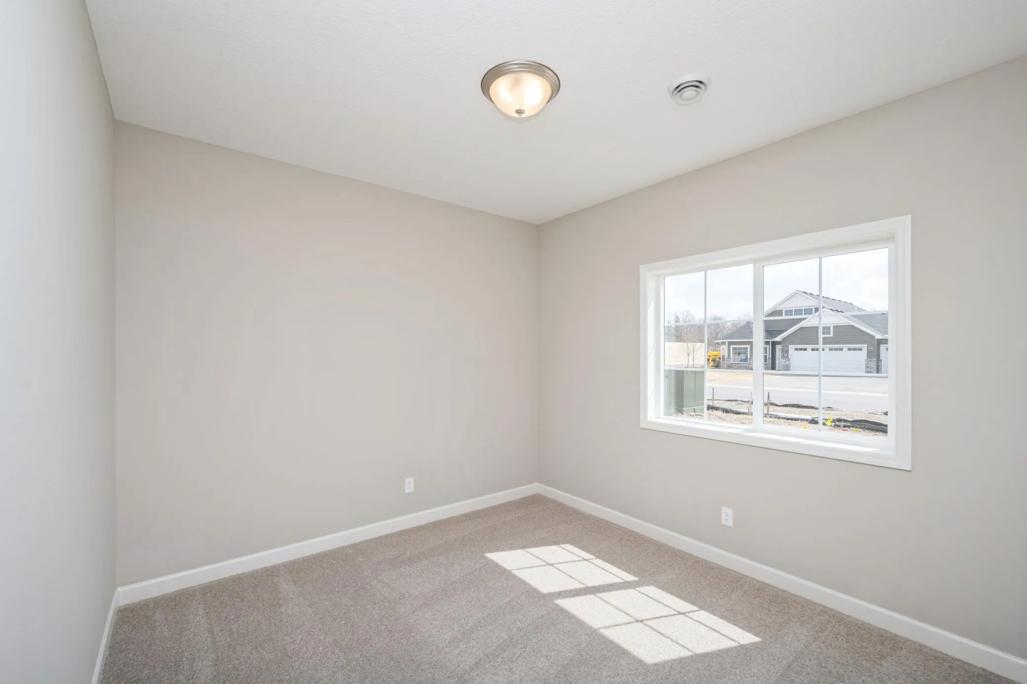 Photo 10 of 7803 Bridgewater Court