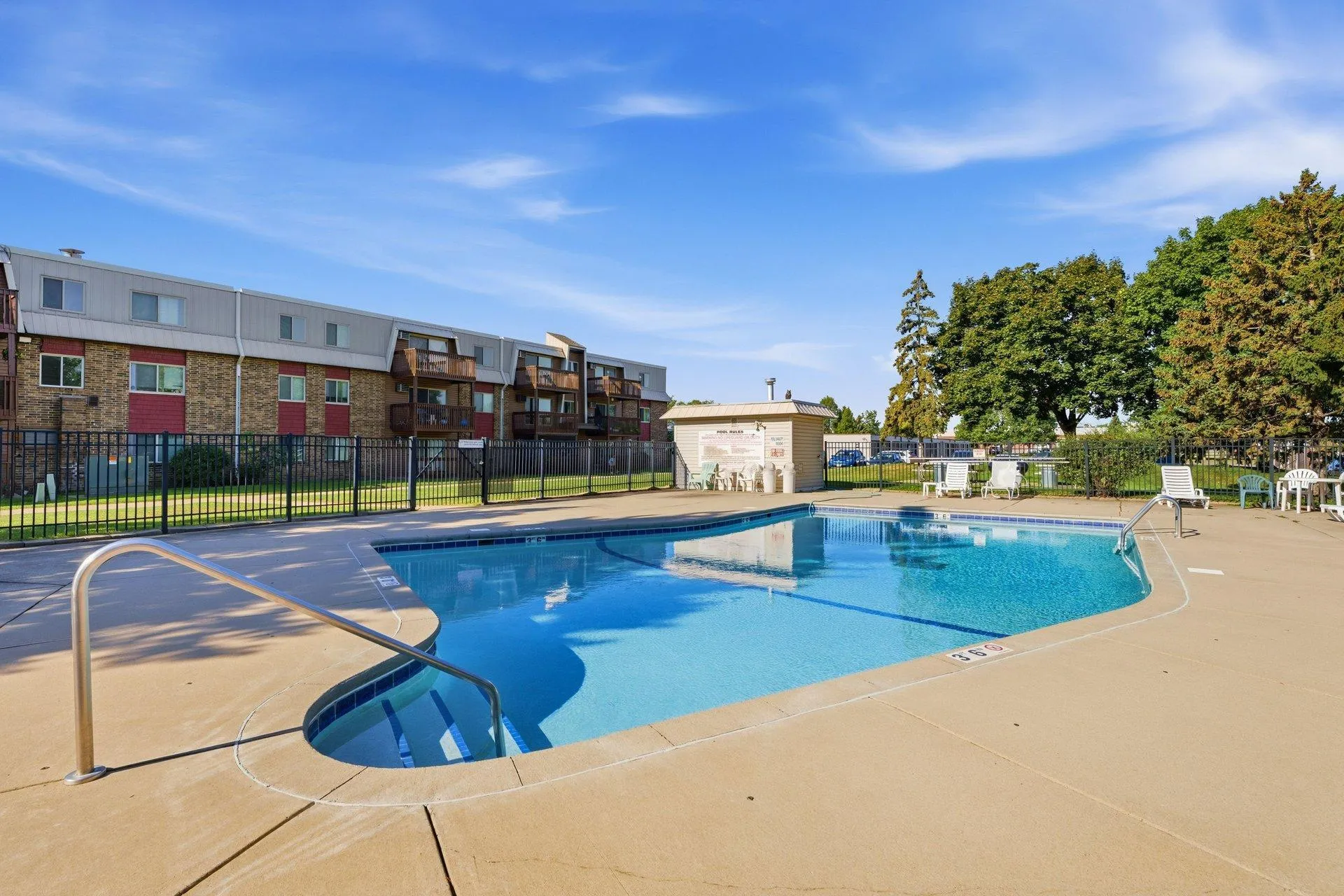 Photo 33 of 14630 Garrett Avenue Unit 613