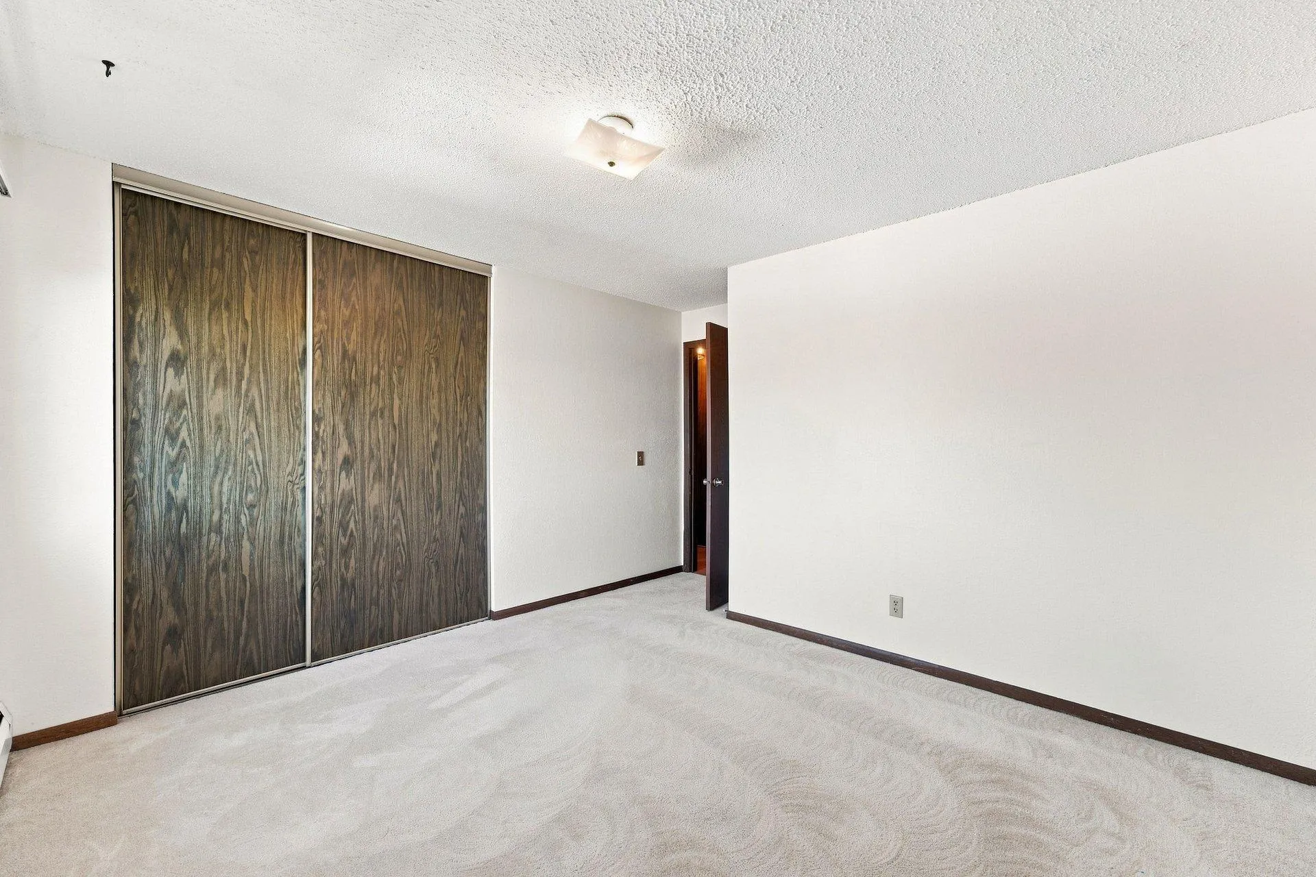 Photo 17 of 14630 Garrett Avenue Unit 613