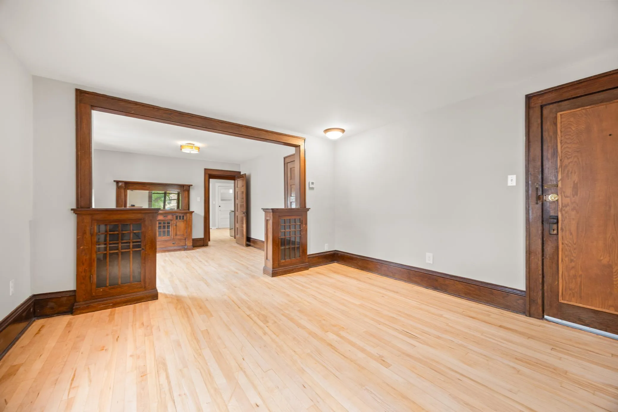 Photo 8 of 3831 Grand S Avenue