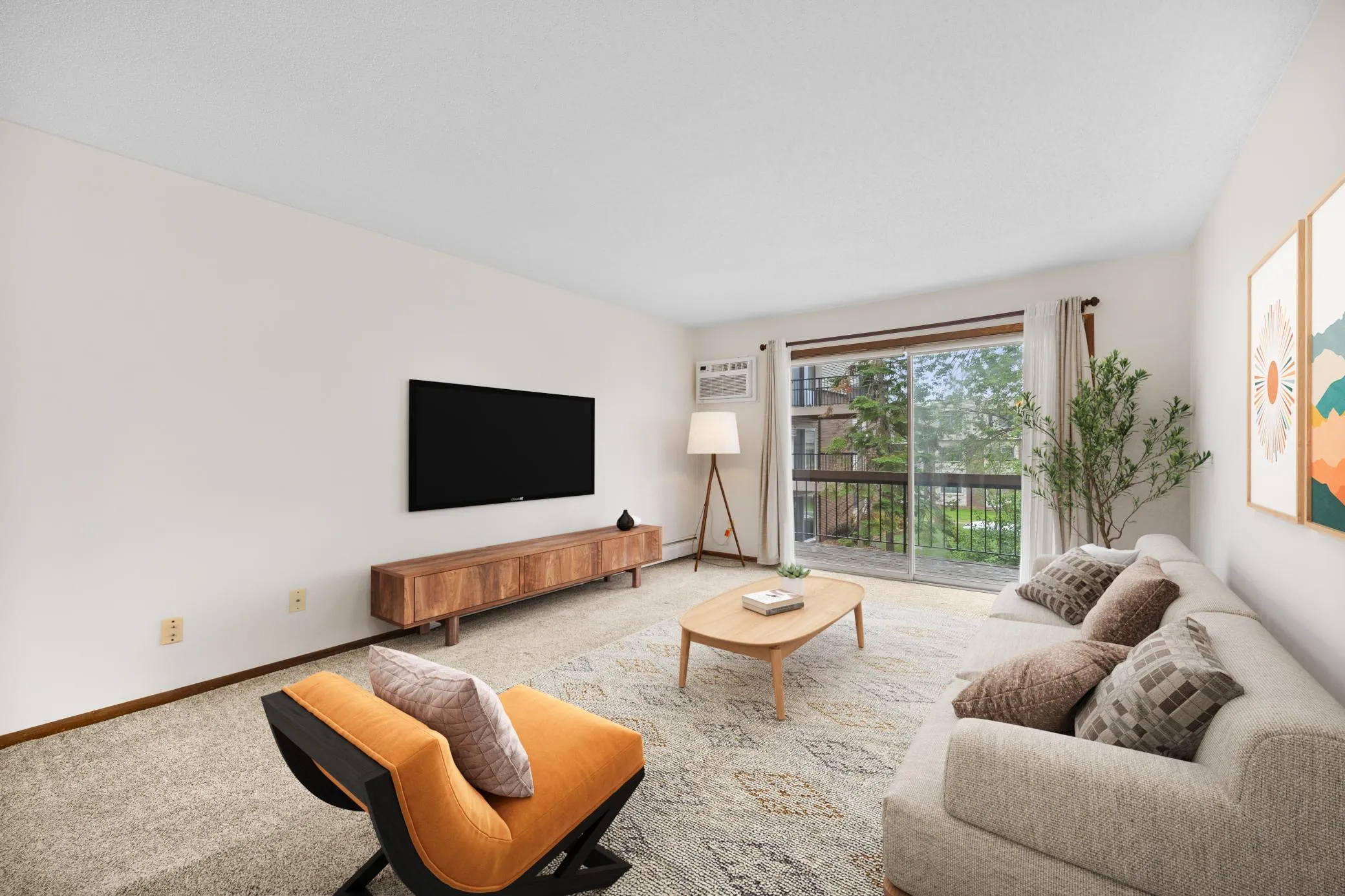 Photo 9 of 2800 Hillsboro N Avenue Unit 214