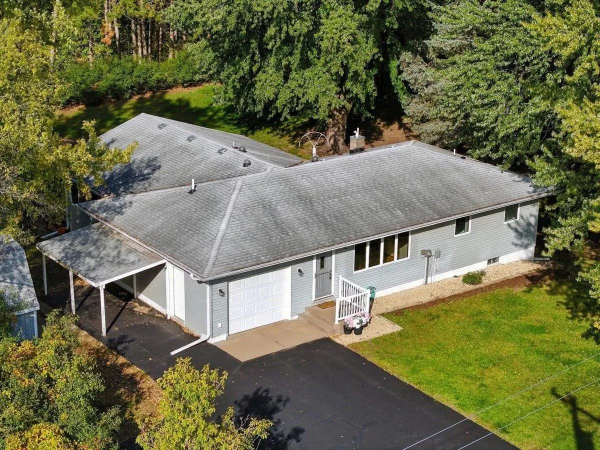 Photo 31 of 272 Glenmont Road