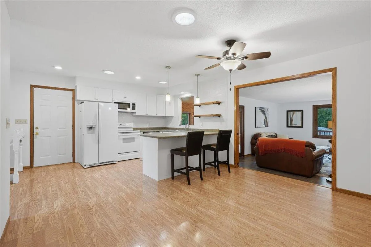 Photo 6 of 272 Glenmont Road