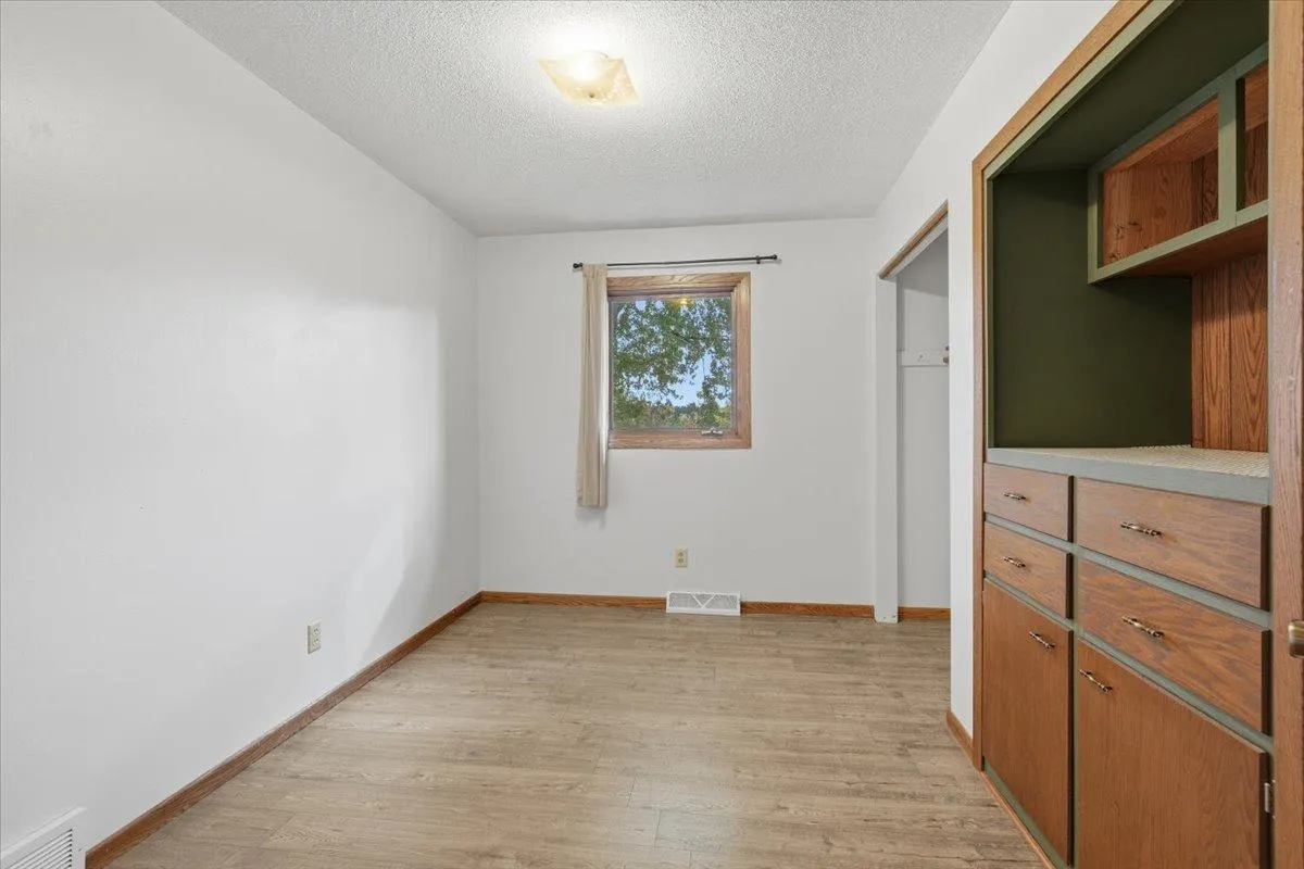 Photo 20 of 272 Glenmont Road