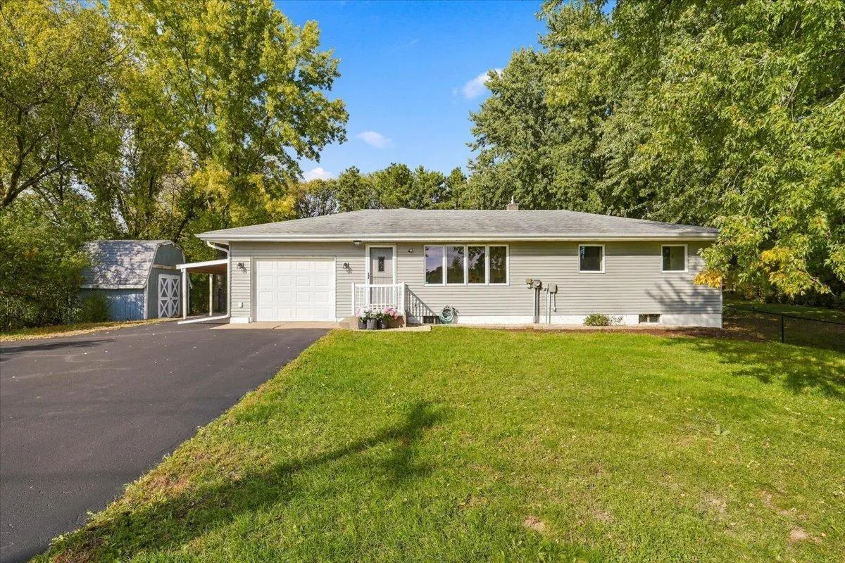 Photo 2 of 272 Glenmont Road