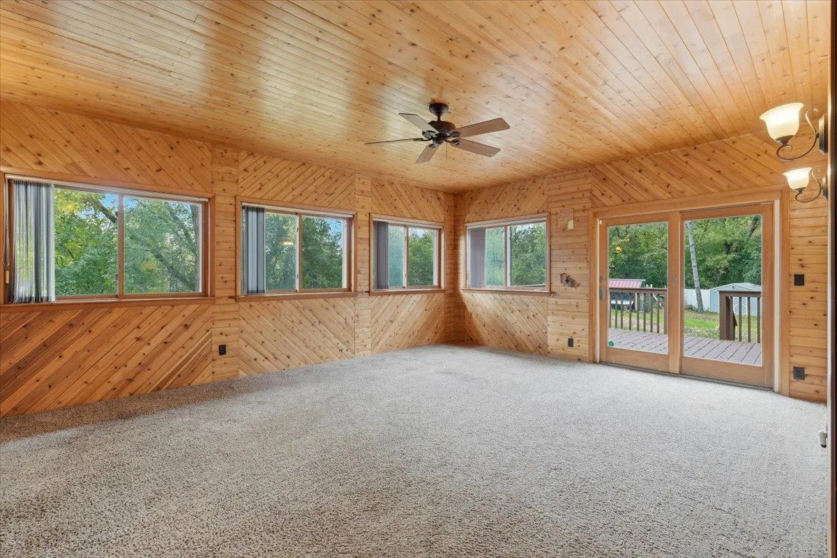 Photo 11 of 272 Glenmont Road