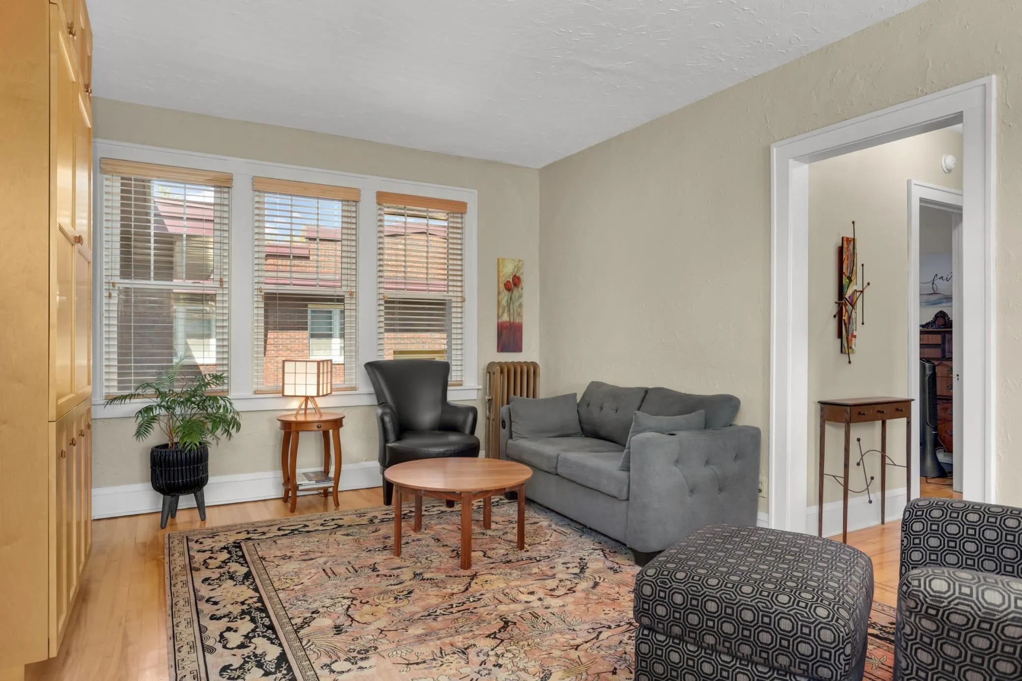 Photo 8 of 127 Lexington S Parkway Unit 6