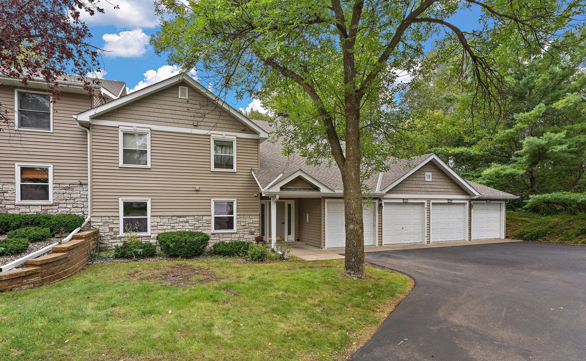 Photo 19 of 14349 Fairway Drive