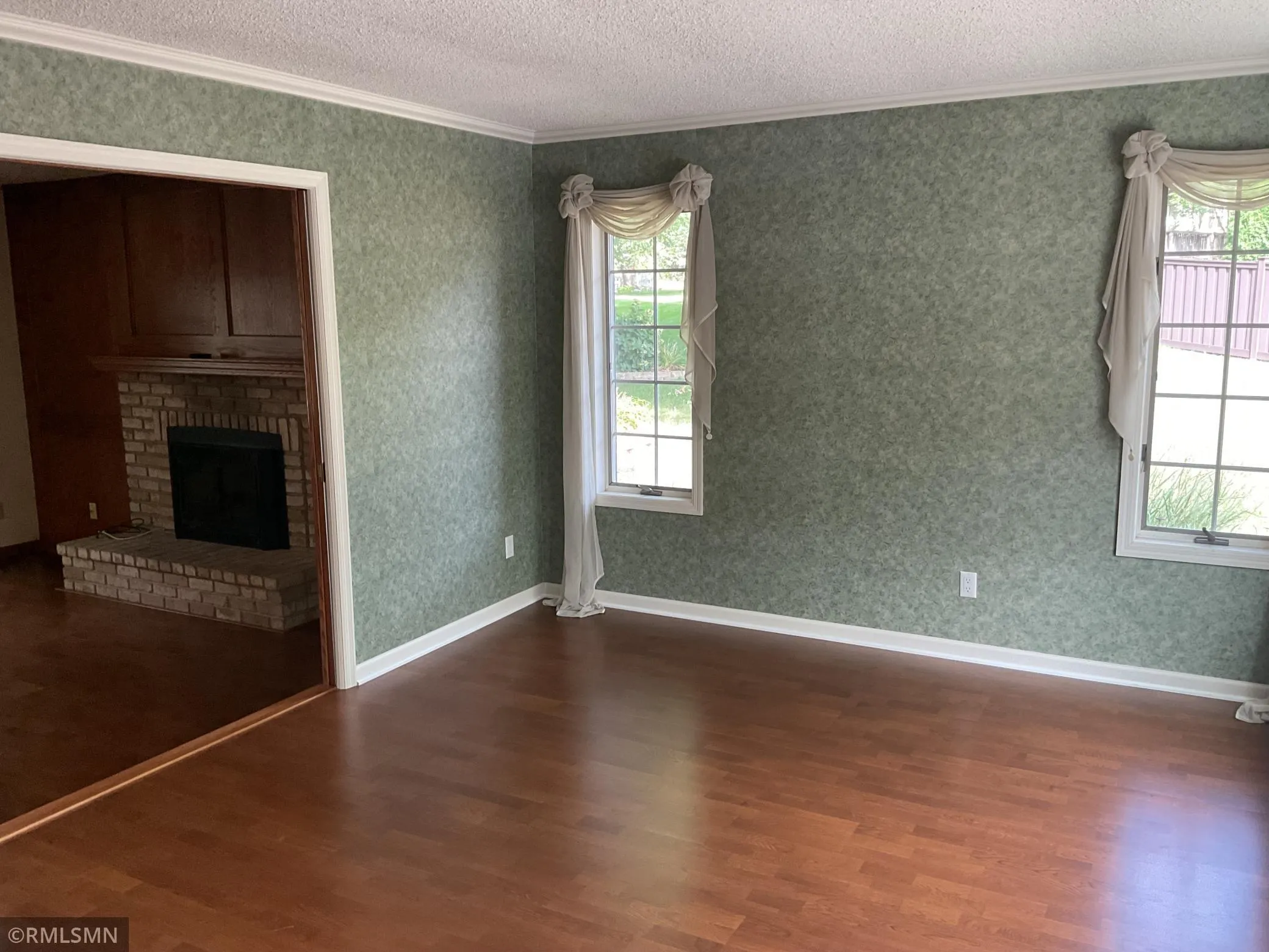Photo 19 of 2139 14th E Avenue