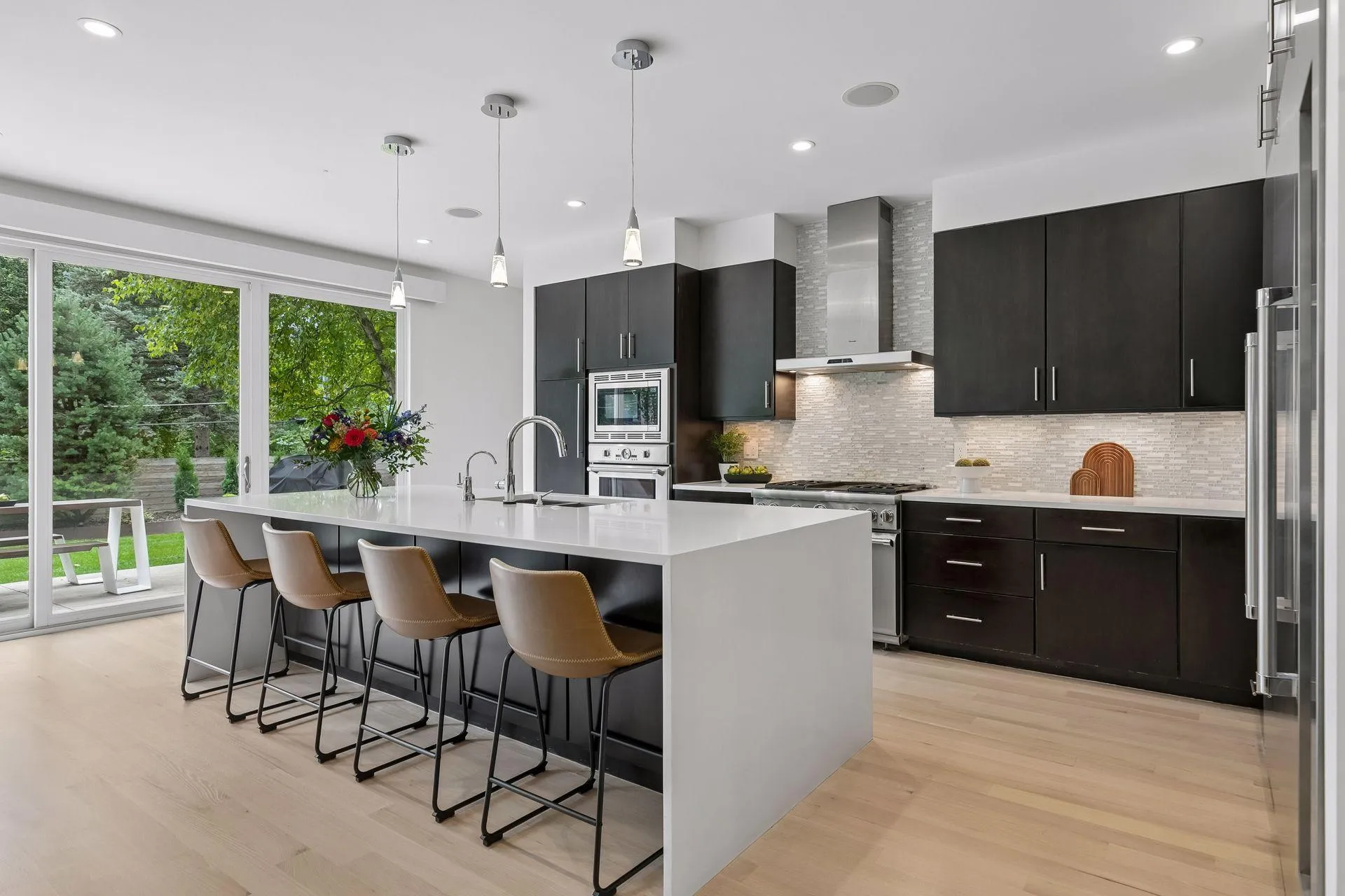 Photo 13 of 674 Montcalm Place