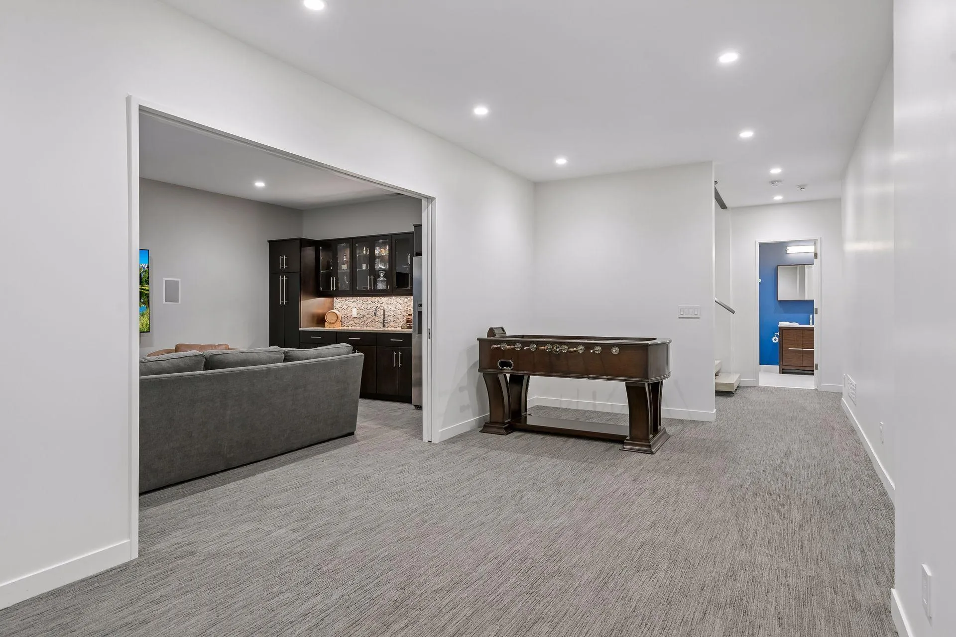 Photo 54 of 674 Montcalm Place