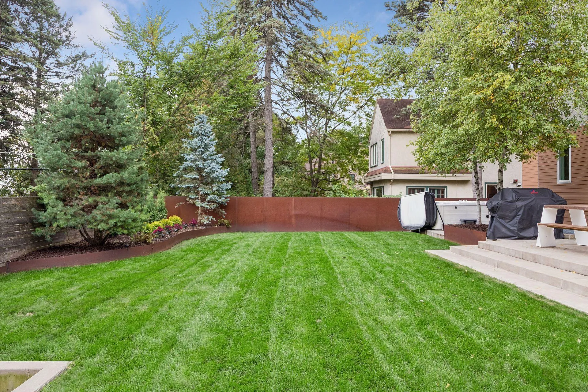 Photo 60 of 674 Montcalm Place
