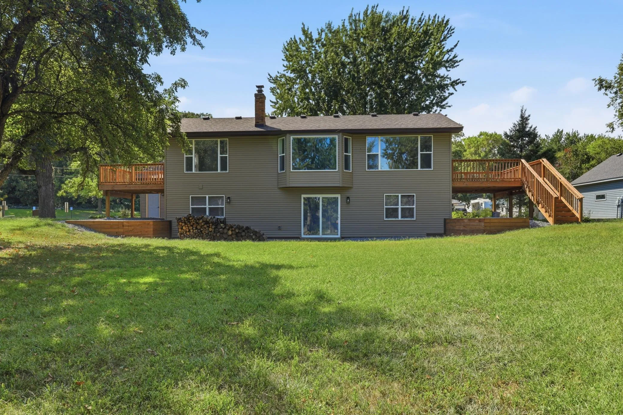 Photo 45 of 117 Mississippi Drive
