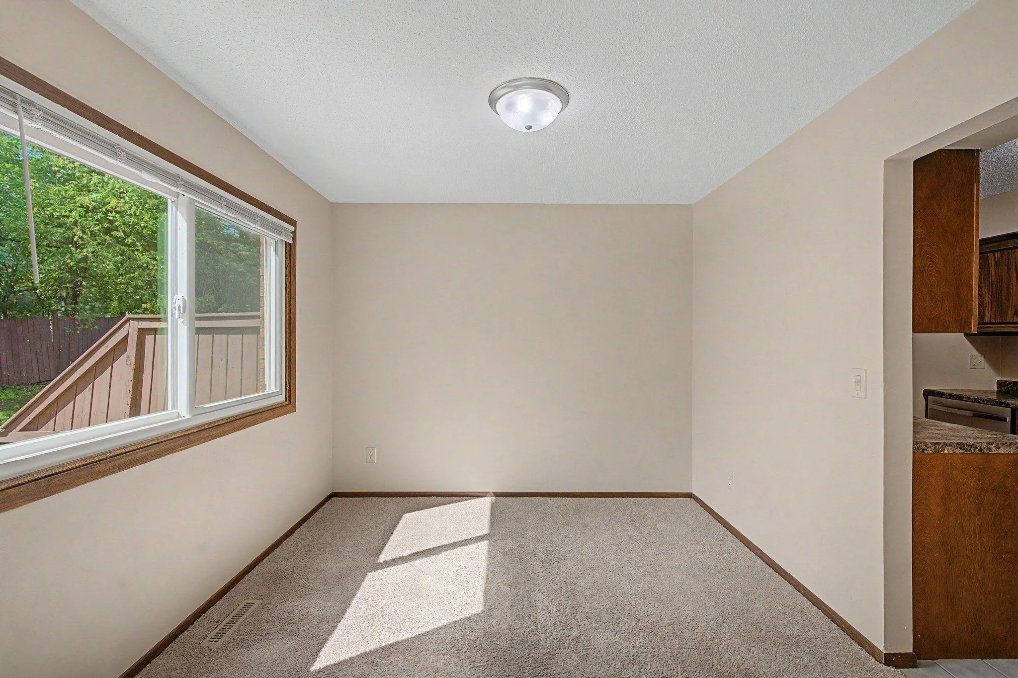 Photo 18 of 4749 Spring Circle