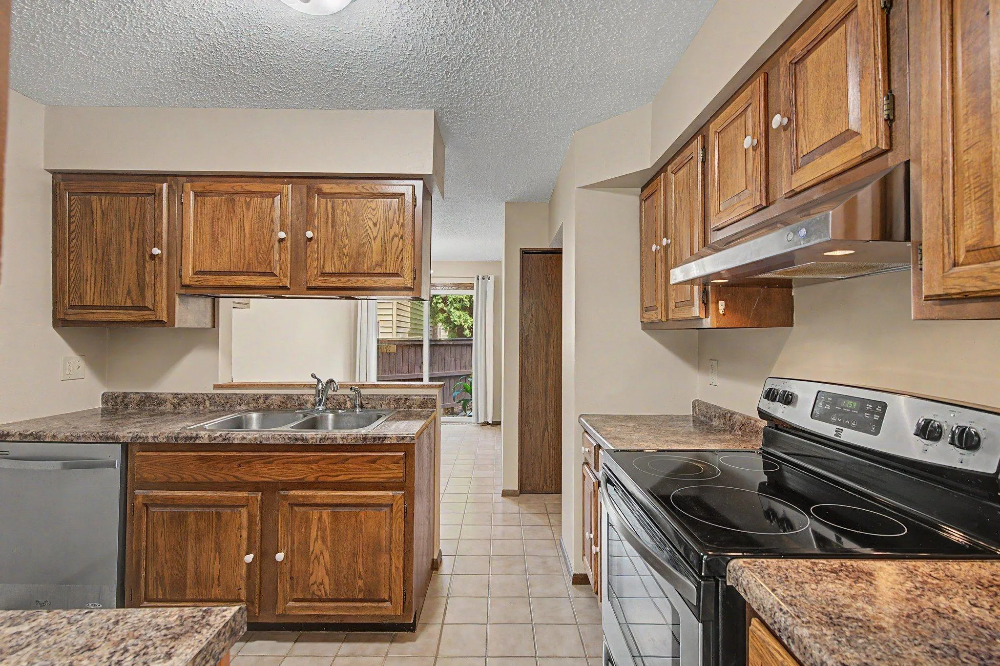 Photo 10 of 4749 Spring Circle